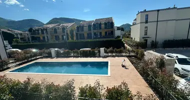 Casa 3 habitaciones en Lastva Grbaljska, Montenegro
