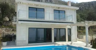 Villa 4 bedrooms in Prcanj, Montenegro