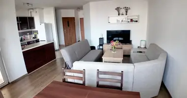 Wohnung 4 zimmer in Warschau, Polen