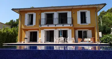 Villa in Palmanova, Spanien