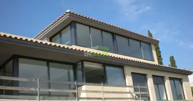 6 room house in Spain