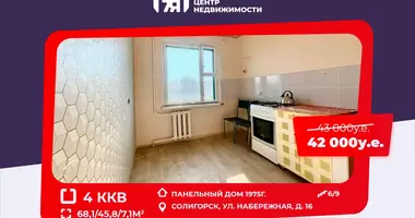 Mieszkanie 4 pokoi w Soligorsk, Białoruś