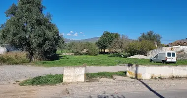 Grundstück in Quelfes, Portugal