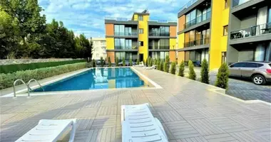 Penthouse 3 Zimmer mit Balkon, mit Möbliert, mit Klimaanlage in Karavas, Nordzypern