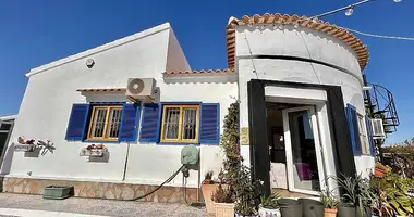 Villa 4 bedrooms in Torrevieja, Spain