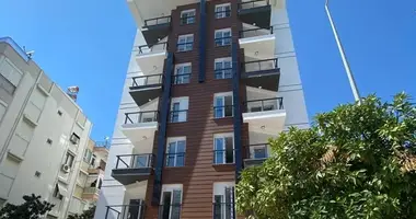 2 bedroom apartment in Muratpasa, Turkey