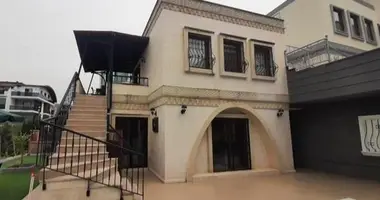 Villa 3 Zimmer mit Schwimmbad, mit Bergblick, mit Meblirovannaya in Alanya, Türkei