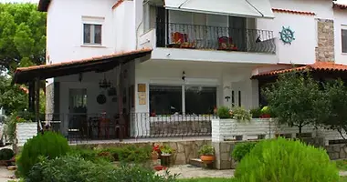 Villa 7 habitaciones con Vistas al mar en Nikiti, Grecia