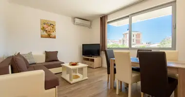 2 bedroom apartment in Dobra Voda, Montenegro