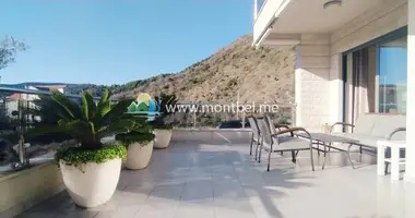 1 bedroom apartment in Becici, Montenegro