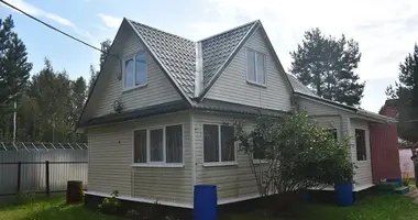 4 room house in Rahinskoe gorodskoe poselenie, Russia