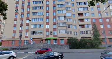 Wohnung 2 zimmer in Sankt Petersburg, Russland