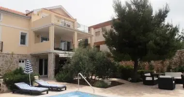 Villa 6 bedrooms with Terrace in Herceg Novi, Montenegro