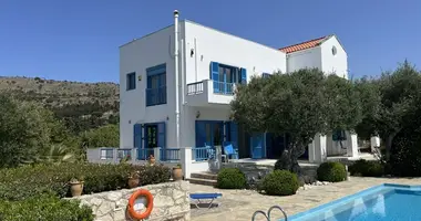 4 bedroom house in Greece