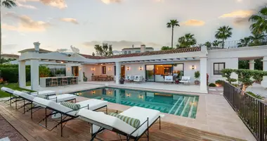 4 bedroom house in San Pedro Alcantara, Spain