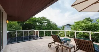 Villa 4 zimmer mit Doppelt verglaste Fenster, mit Möbliert, mit Klimaanlage in Ban Kata, Thailand