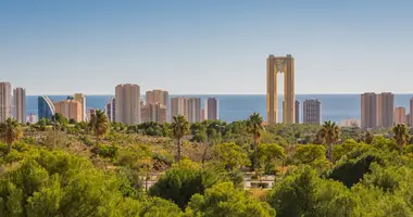 3 bedroom apartment in Benidorm, Spain
