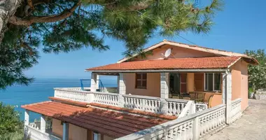 Villa 5 habitaciones con Vistas al mar, con Vista a la montaña en Agios Mattheos, Grecia
