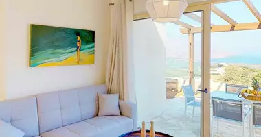 4 bedroom apartment in Kaliviani, Greece
