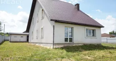 Dom wolnostojący w Hajnienski sielski Saviet, Białoruś