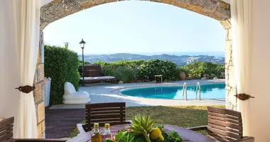 Вилла 6 комнат  с видом на море, с бассейном, с видом на горы в Агия Пелагия, Греция