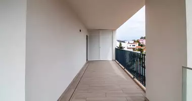 Mieszkanie 3 pokoi w Quelfes, Portugalia
