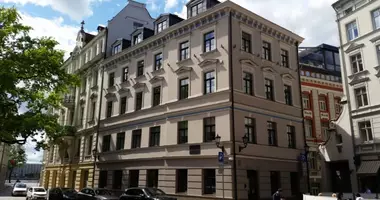 Edificio rentable 821 m² en Riga, Letonia