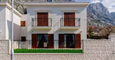Villa 3 chambres dans Kotor, Monténégro