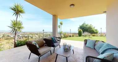 3 bedroom apartment in Benahavis, Spain