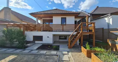 Casa 3 habitaciones en Paks, Hungría