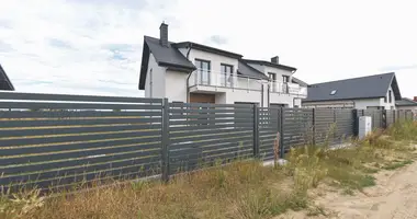 4 bedroom house in Janki, Poland