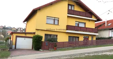 6 room house in Csolnok, Hungary