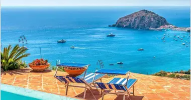 Villa 4 chambres dans Ischia, Italie