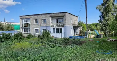 Wohnung 3 Zimmer in Aliachnovicki sielski Saviet, Weißrussland