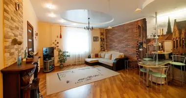 Apartamento 3 habitaciones en Babruisk, Bielorrusia