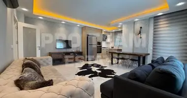 2 bedroom apartment in Konyaalti, Turkey