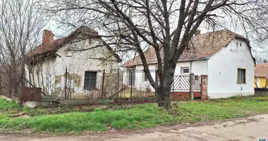 3 room house in Decs, Hungary