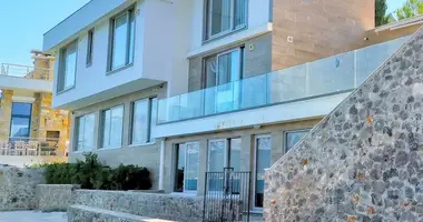 Villa  con aparcamiento, con Amueblado, nuevo edificio en Krasici, Montenegro