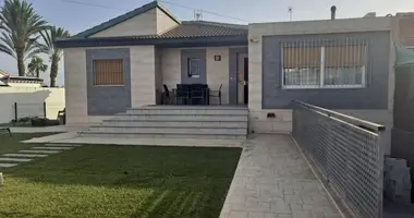 Haus 4 Zimmer in Torrevieja, Spanien