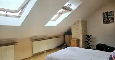 Commercial property 104 m² in Warsaw, Poland