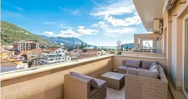 Apartamento 4 habitaciones en Budva, Montenegro