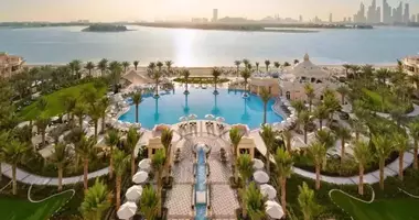 Ático Ático 3 habitaciones con Doble acristalamiento, con Balcón, con Amueblado en Dubái, Emiratos Árabes Unidos