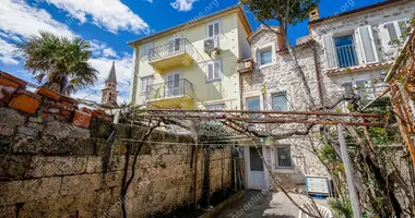 Villa 4 chambres dans Budva, Monténégro