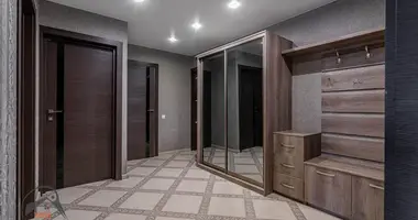 Apartamento 3 habitaciones en Minsk, Bielorrusia