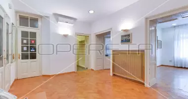 Apartamento 4 habitaciones en Zagreb, Croacia