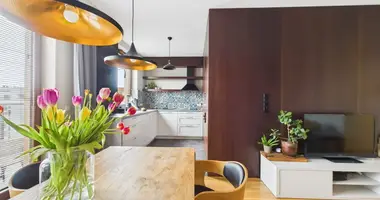 Apartamento 3 habitaciones en Varsovia, Polonia