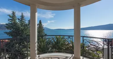 Villa  mit Am Meer in Bijela, Montenegro