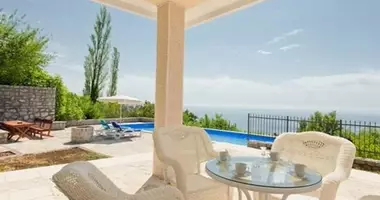 Villa  con Junto al mar en Marovici, Montenegro