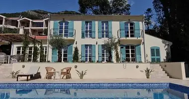 Villa 4 chambres avec Piscine, avec Jardin, avec Barbecue dans Herceg Novi, Monténégro