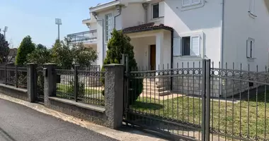 Maison dans Podgorica, Monténégro
